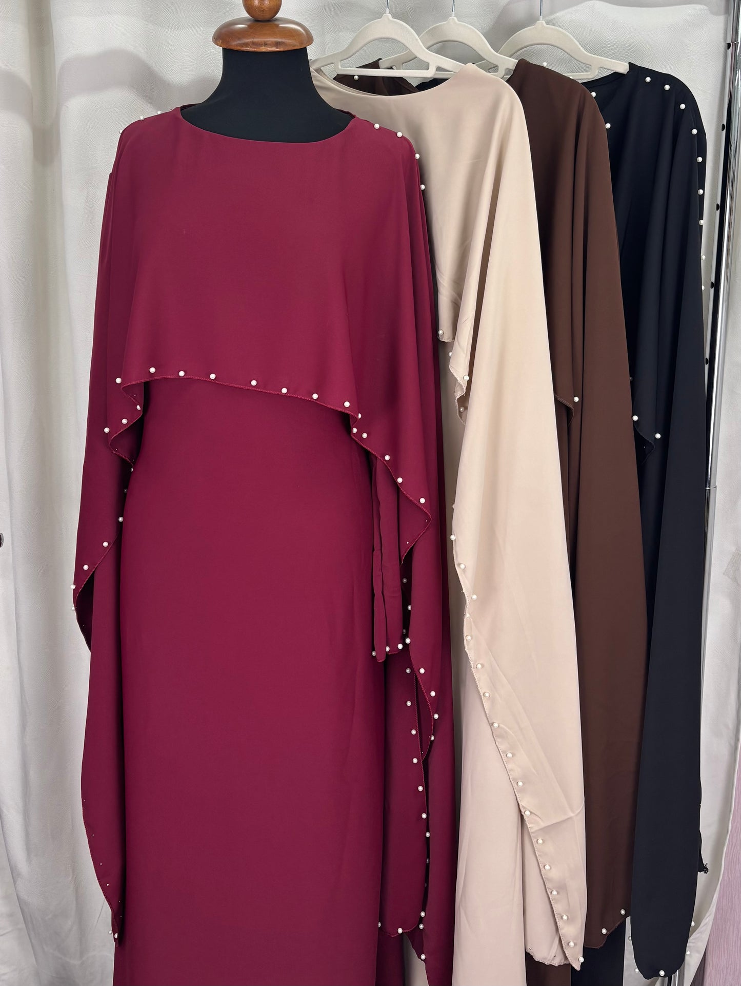 Noor Abaya